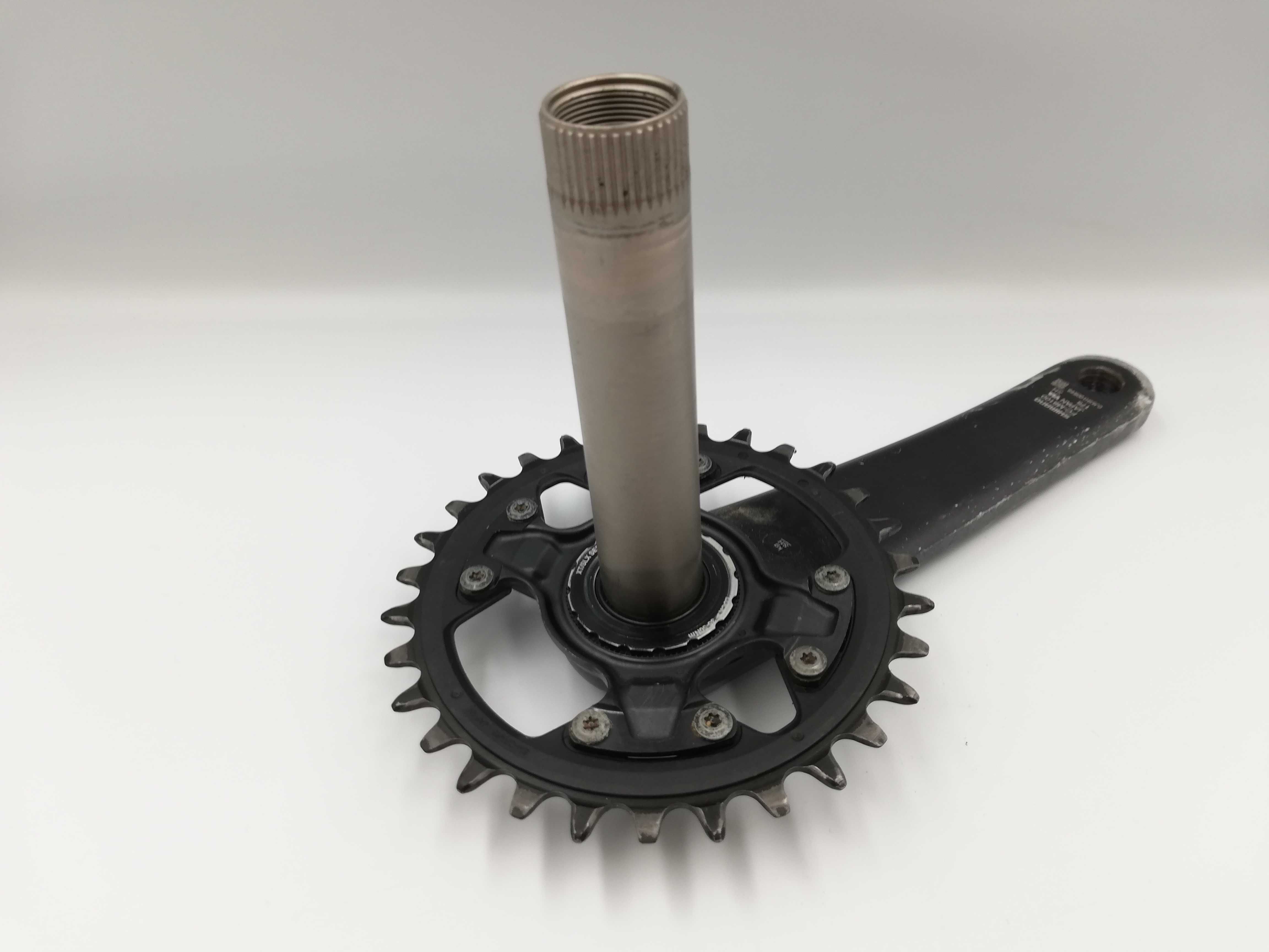 Prawe ramie korby Shimano DEORE XT FC-M8100 / 30T / 175mm