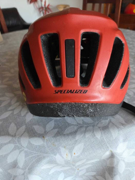 Capacete Specialized