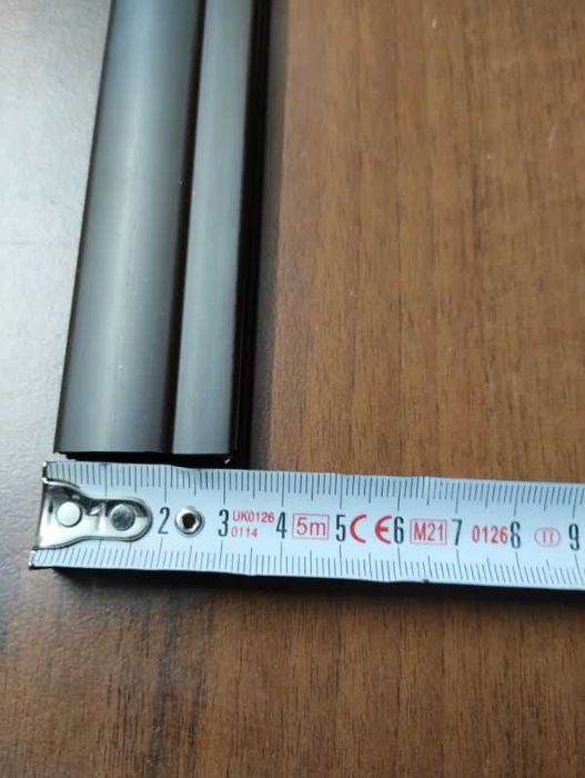 Listwa prowadnica rolety wewnętrznej brązowa 210 cm