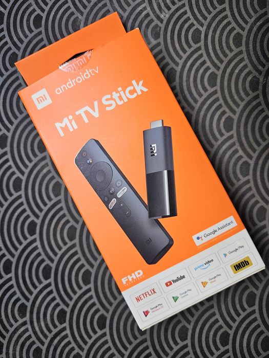 Mi TV Stick (Android TV + Chromecast + Bluetooth Voice Remote)