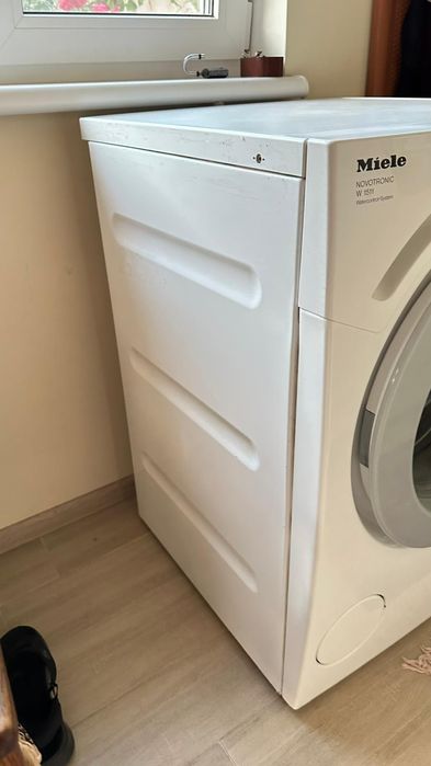 Пральна машина Miele NOVOTRONIC W 1511