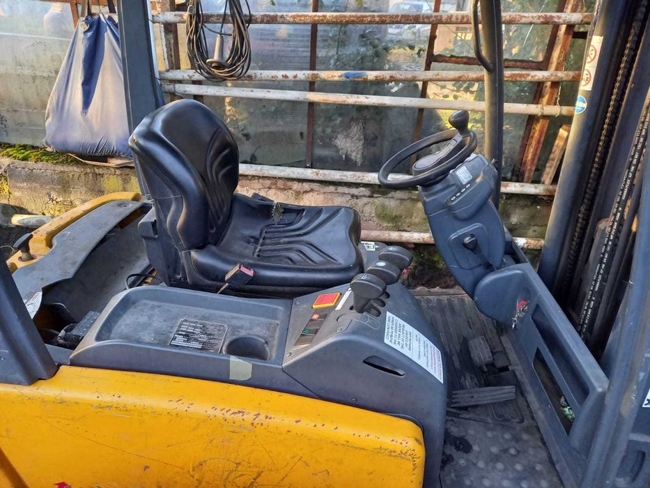 Wózek widłowy elektryczny Jungheinrich EFG-DF 18