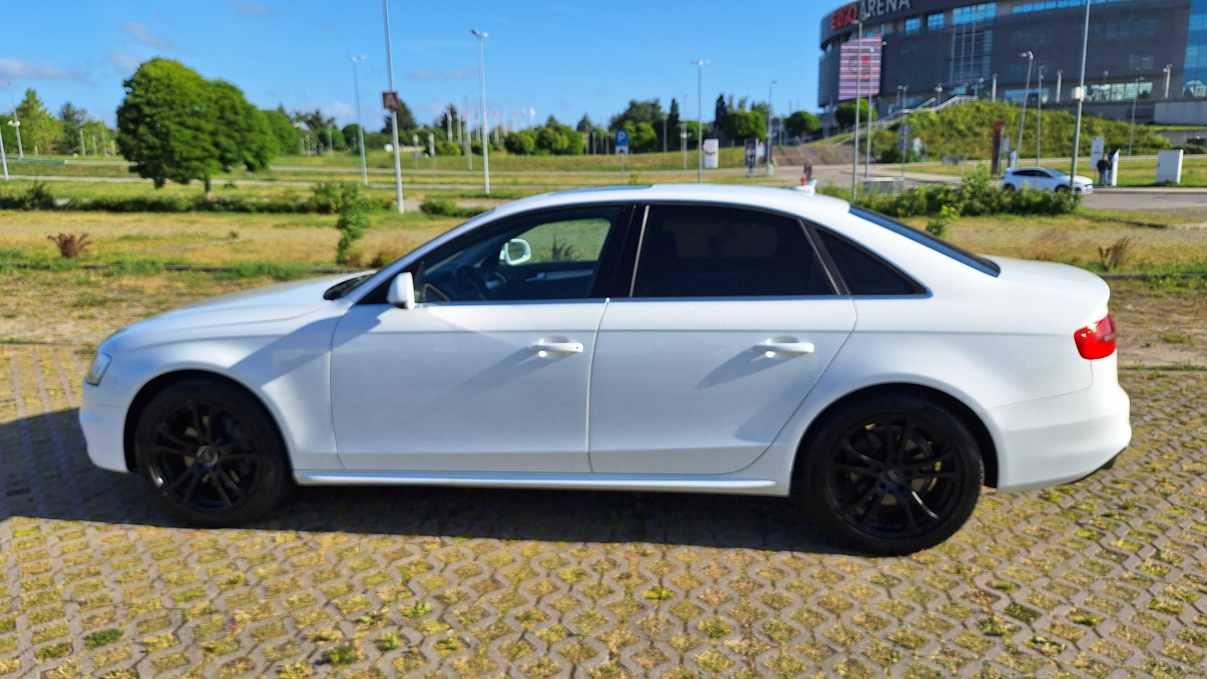 Audi A4 B8 2.0 2014r