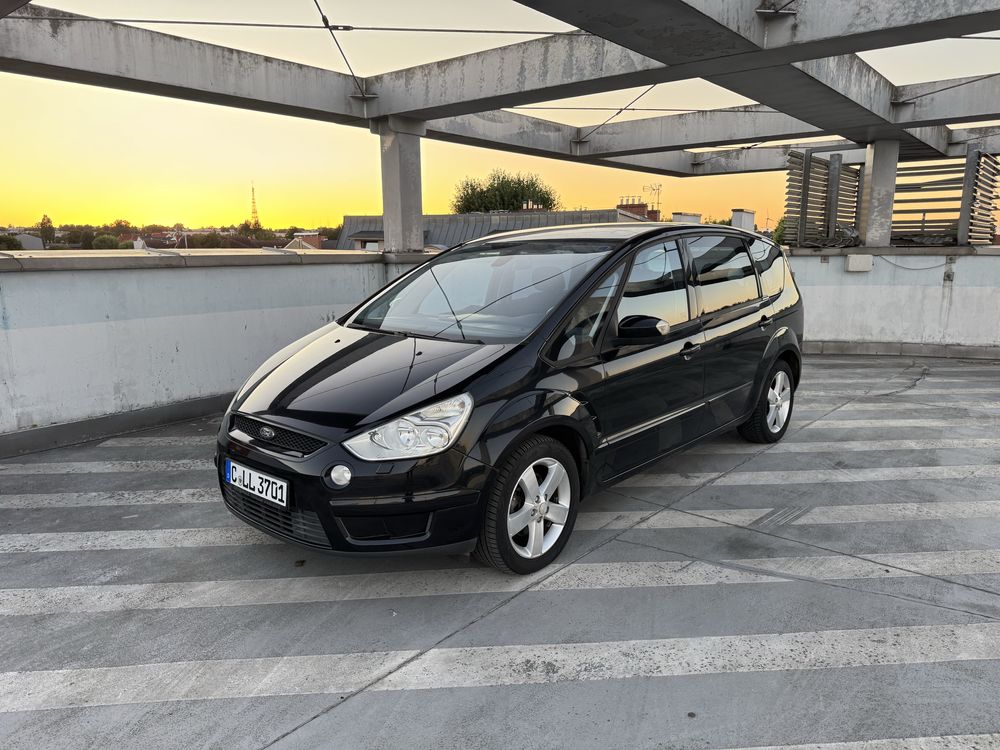 Ford S-Max Titanium 2.0 benzyna 145km 2007rok niski przebieg alufelgi