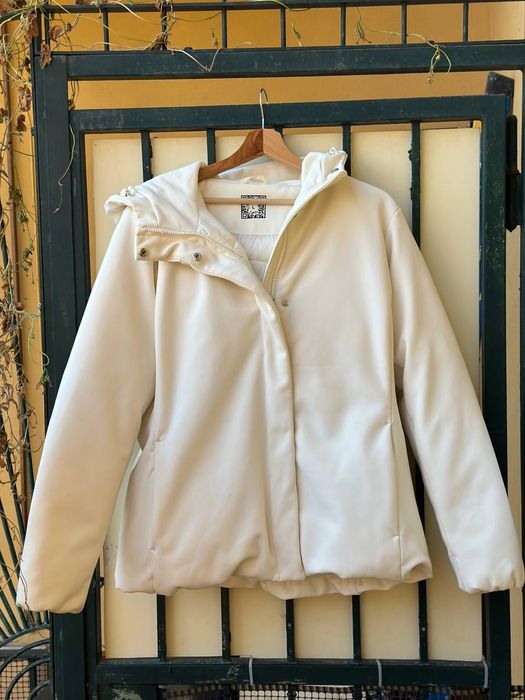 Продаю жіночу куртку