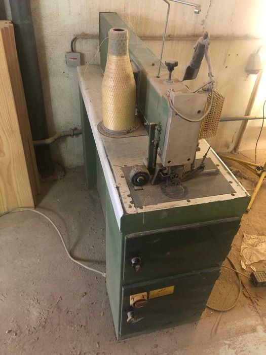 Máquina de coser folha CASATI para carpintaria