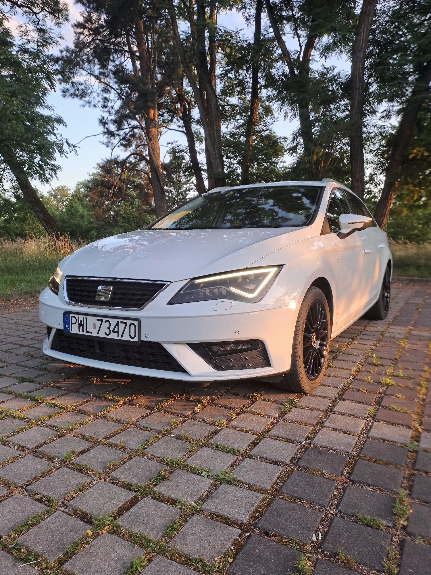 Seat Leon 3 5f III ST LED LS9R wideoprezentacja.