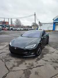 Tesla model s p100d