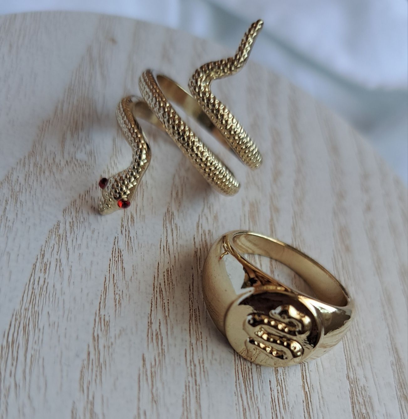 Conjunto brincos e anéis/fio