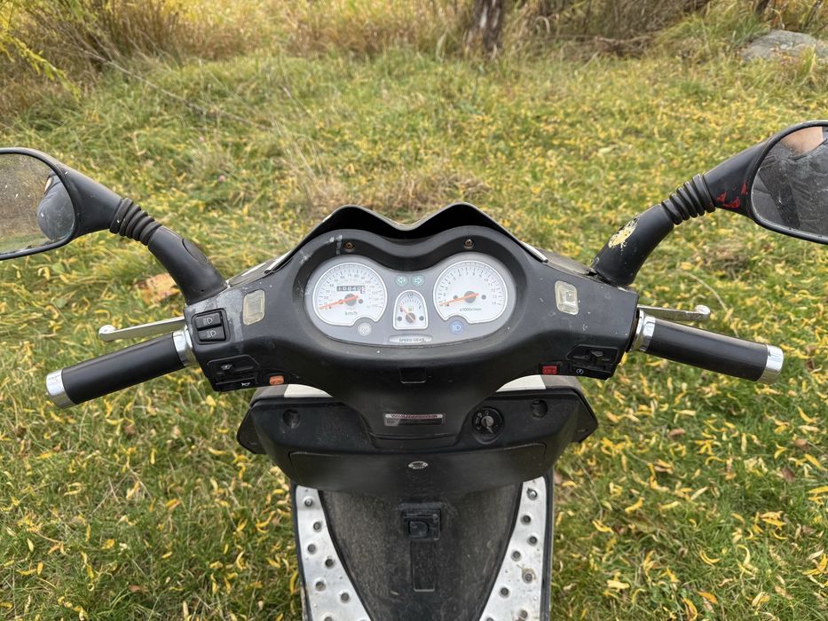 Продам скутер speed gear 150