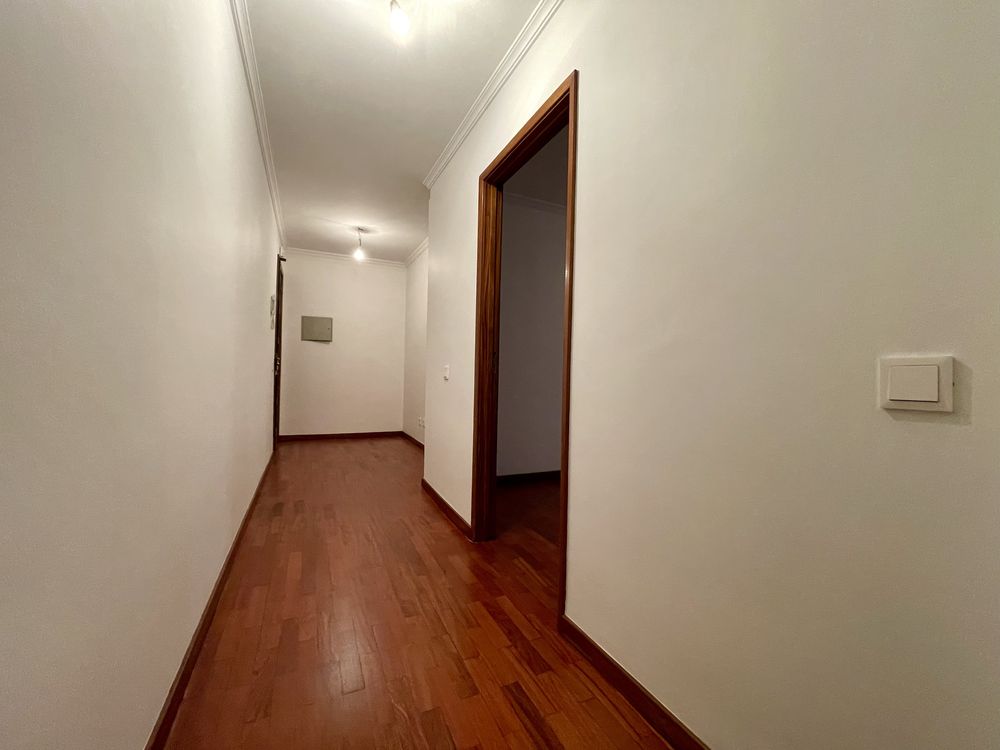 Apartamento T3 - São Mamede Infesta