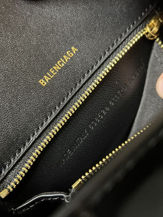 Сумка Balenciaga Women's Hourglass Handbag Small In Black