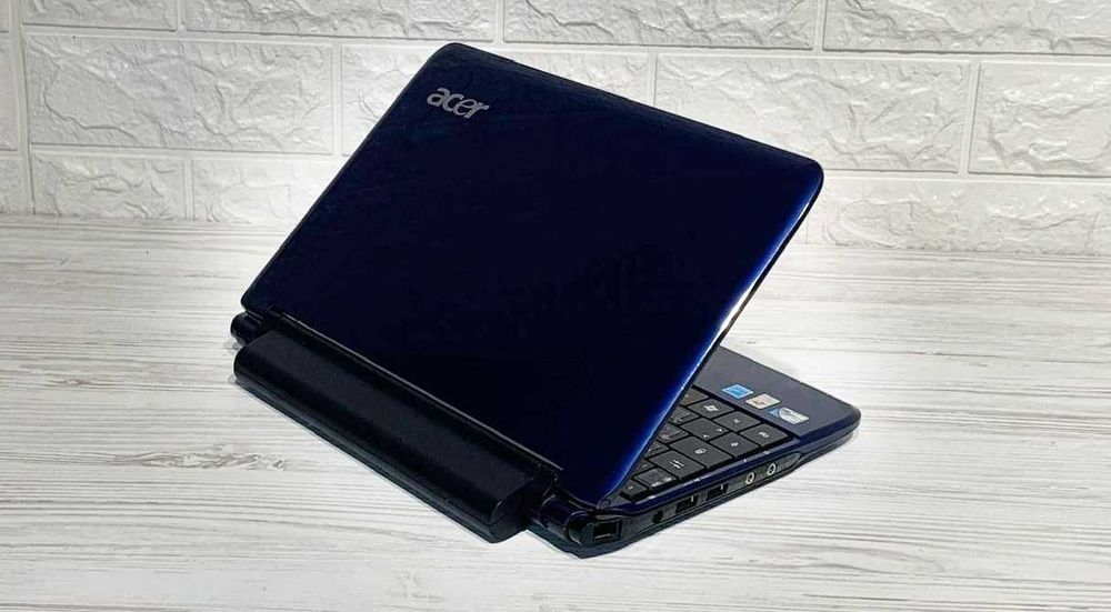 Ноутбук Acer Aspire One 751