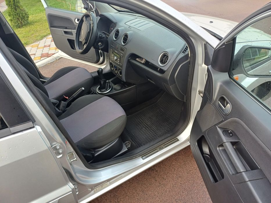 Ford Fusion 2010