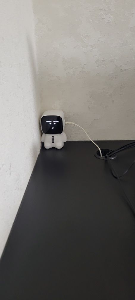 Чясы Robot clock Белый.