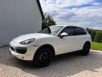 Porsche cayenne S 4,8 v8 biały mat 8 biegów 400 koni