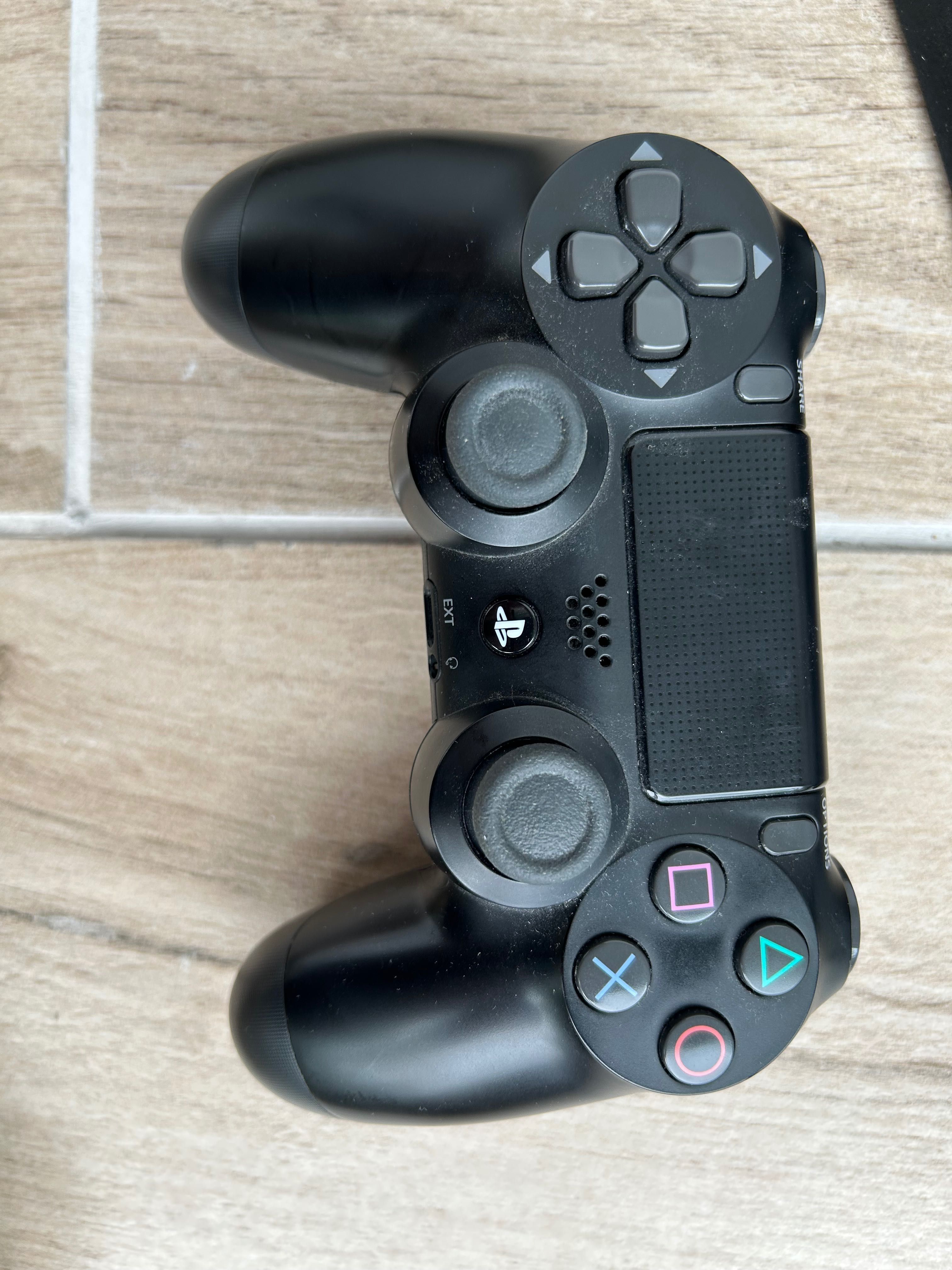 playstation 4 1tb 2 pady