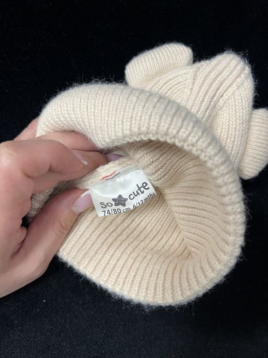 Шапка на новонароджених на холодну осінь
