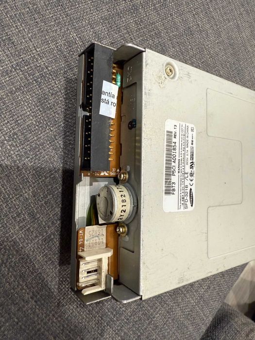 Sprawna stacja dyskietek Amiga 500