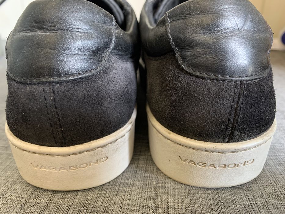 Продам  туфли-кеды VAGABOND