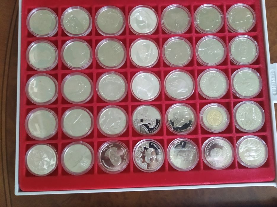 Монеты Украины .