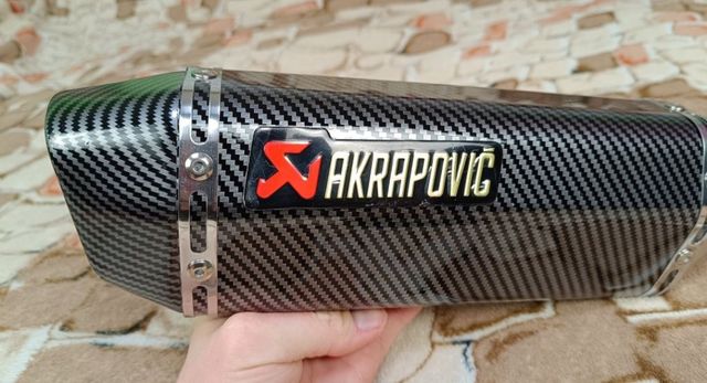 Прямоток Akrapovic