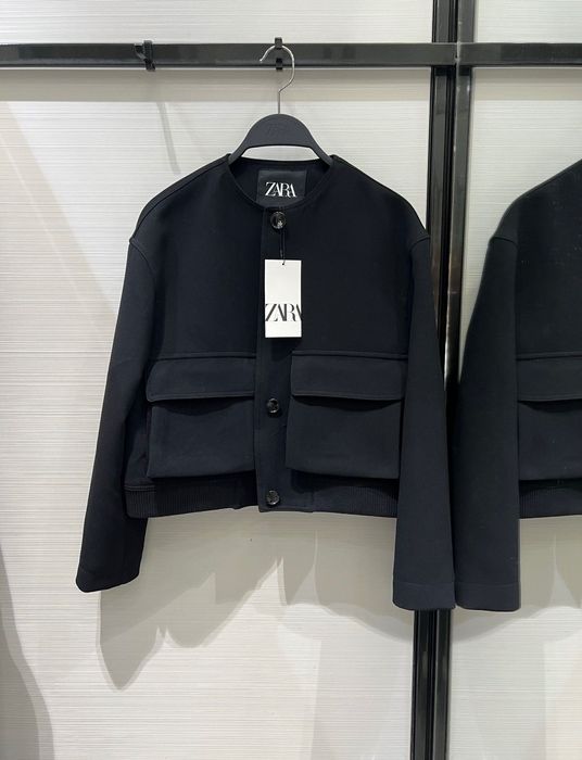 Чорний бомбер ZARA