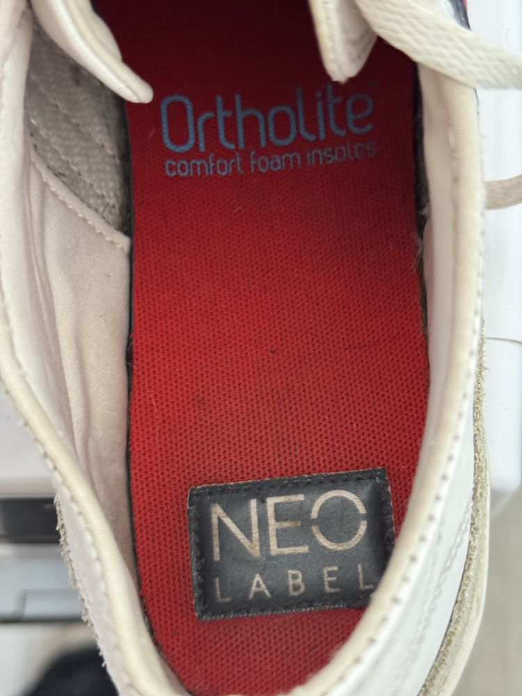 Кеди adidas neo білі 41-42
