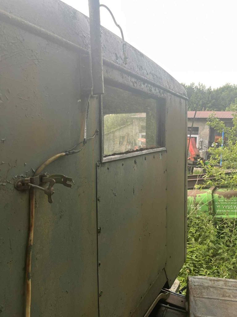 KRAZ w całości albo na części