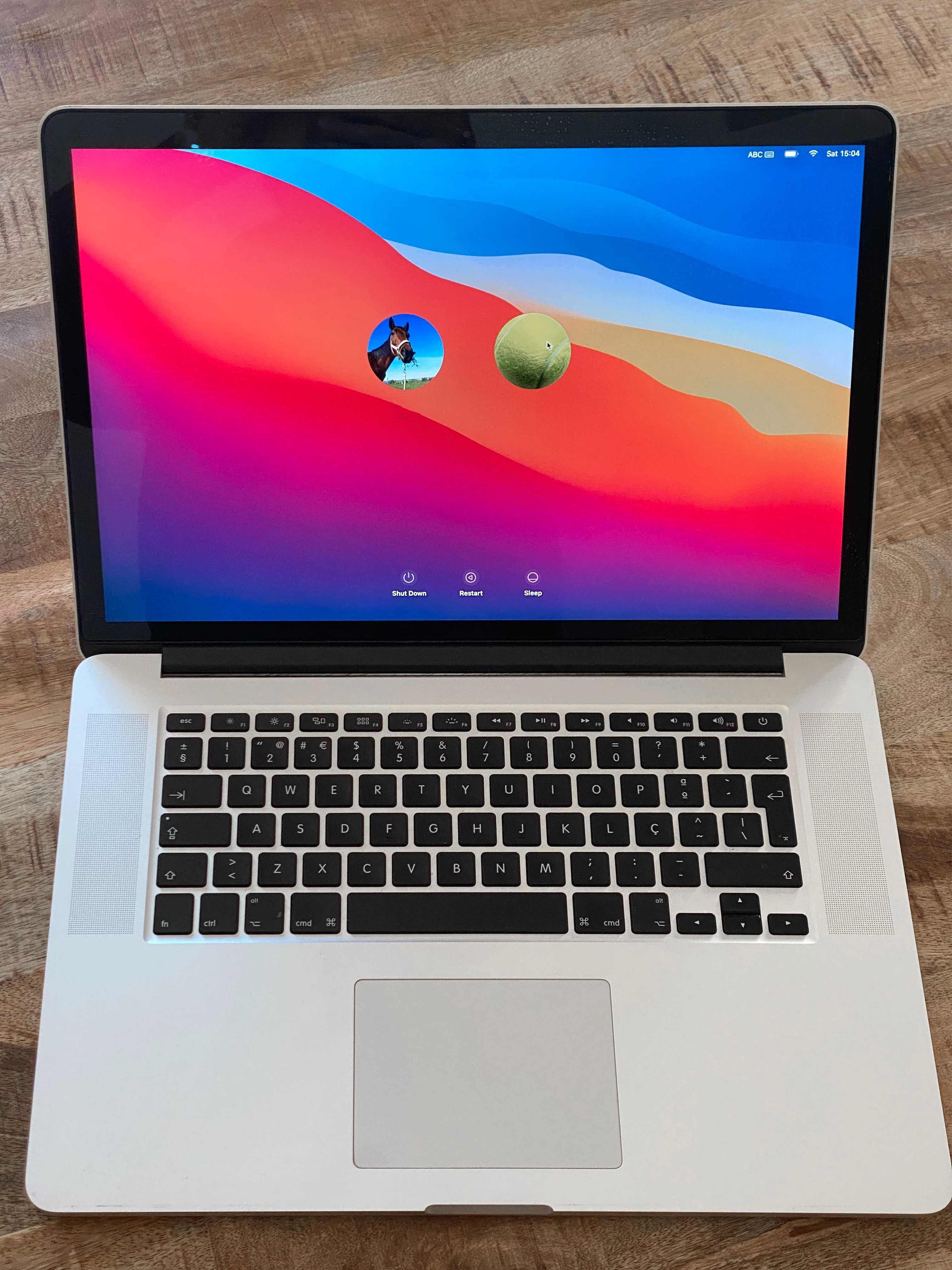 MacBook Pro (Retina, 15-inch, Mid 2014) Impecável