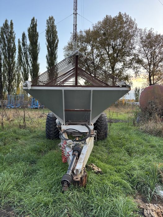 Розкидач міндобрив РМД-6 Кобзаренко/Розкидач МВУ-6/МВУ-8