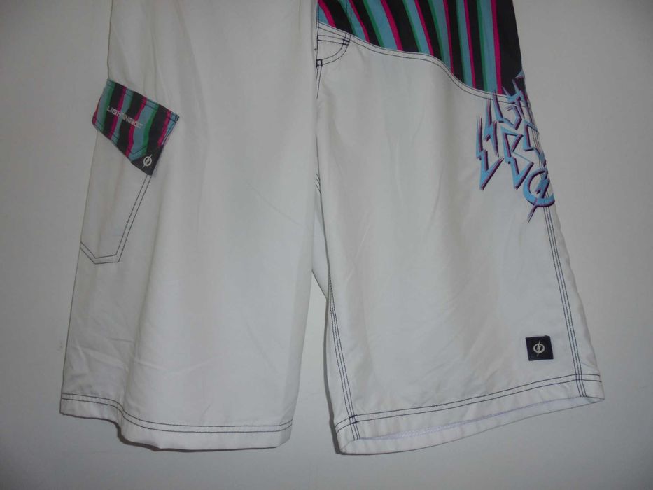 Bermudas de homem da marca LIGHTNINGBOLT