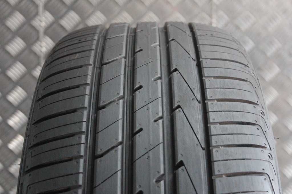 235/50/19 Hankook Ventus S1 evo2 SUV 235/50 R19 99V 2022r  NOWA