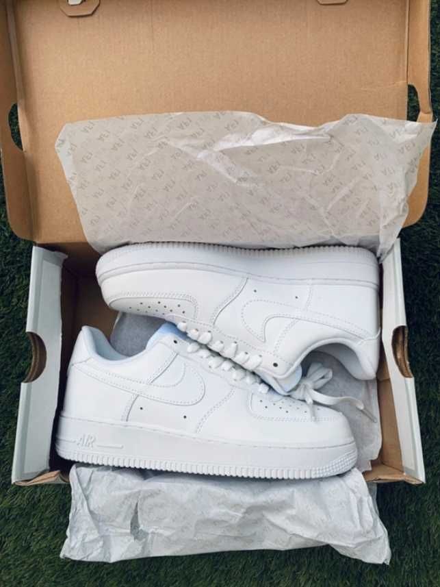 Nike Air Force 1 low White EU 37.5