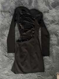 czarna sukienka mini