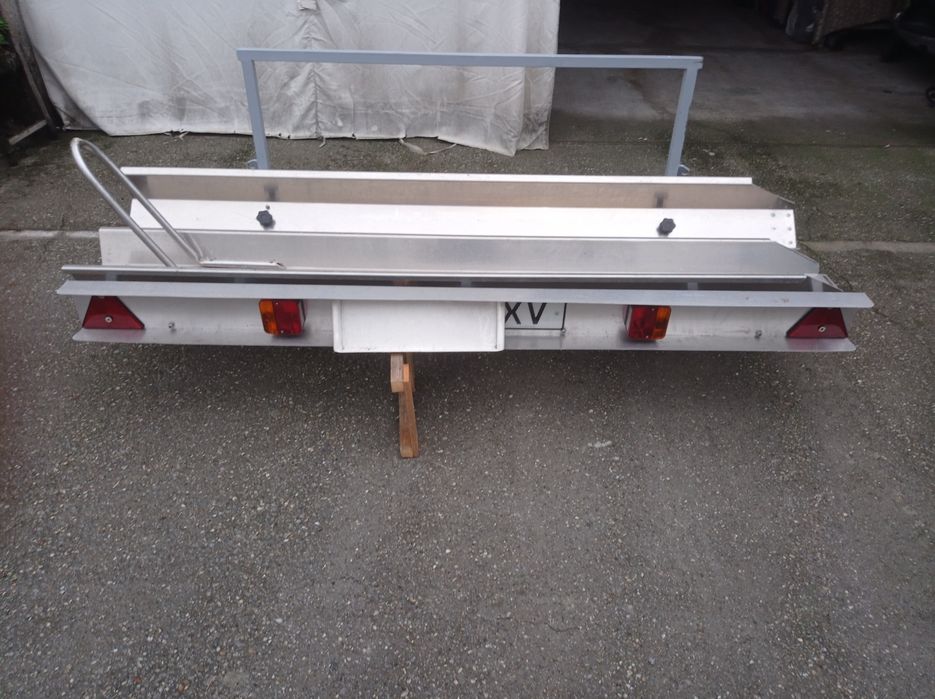 Vendo suporte de mota para autocaravanas