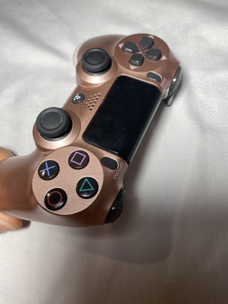 Sprzedam oryginalny pad do ps4