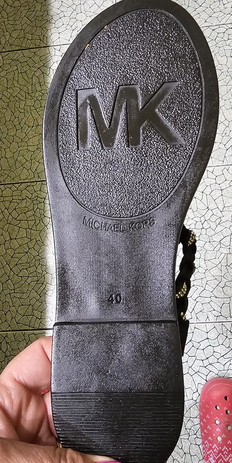 Продам оригинальные, кожаные сандали "Michael Kors" 39.5-40p