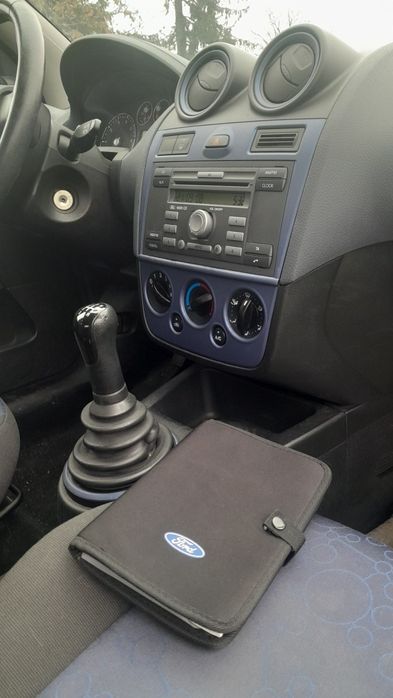 Ford fiesta mk6 facelift