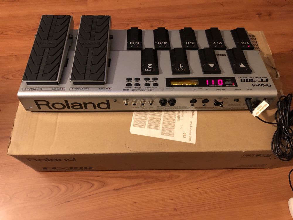 Controlador MIDI Roland FC-300