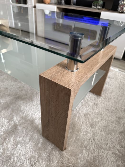 Mesa de centro de vidro