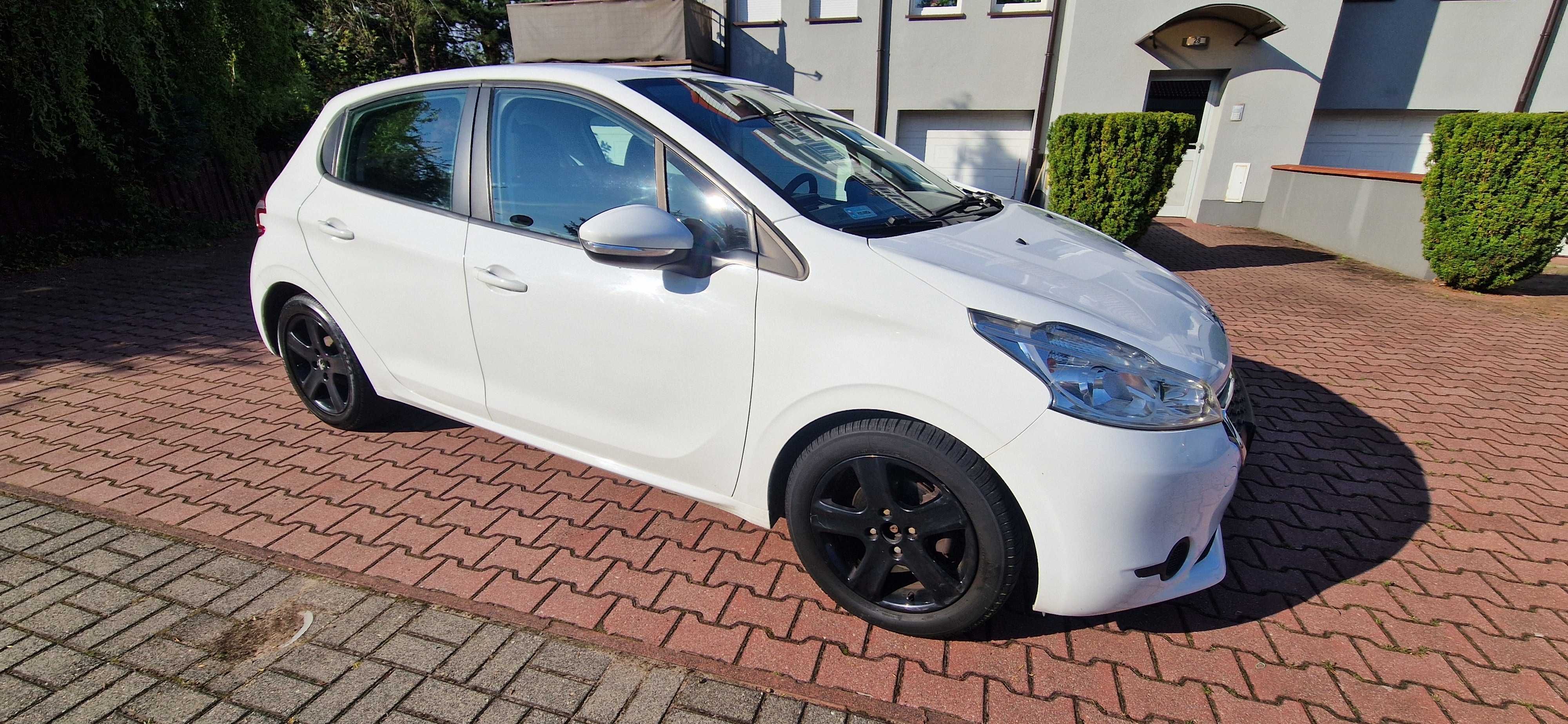 Peugeot 208 1.2 Benzyna 2014