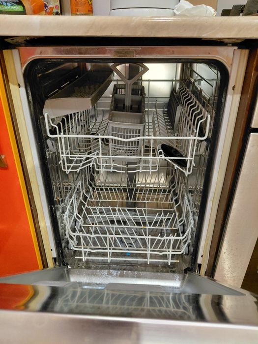 Посудомийна машина Бош