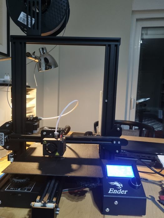 Impressora 3D Creality Ender 3 Pro