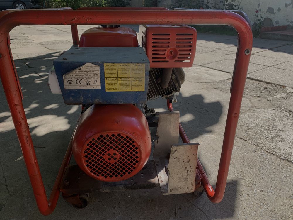 Генератор Honda GX390 13.0 5,5 кВт — Японія