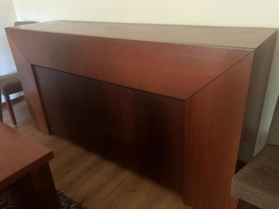 mesa para sala com 6 cadeiras mais aparador