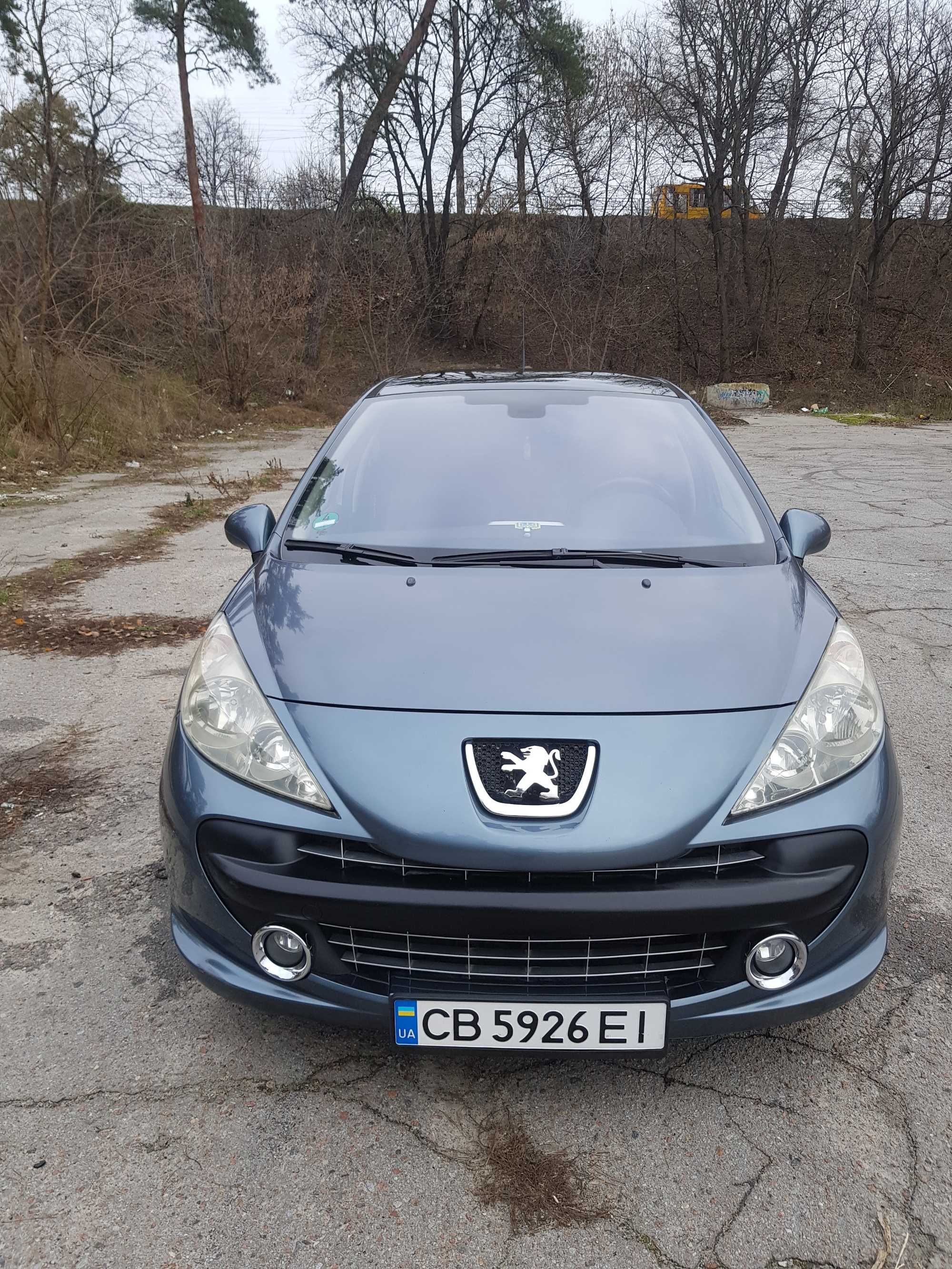 Продам гарне авто Peugeot 207 2007 року.