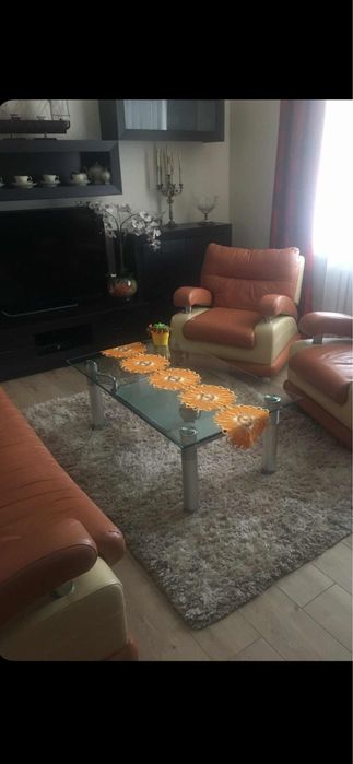 Komplet mebli ze skóry