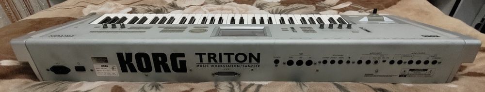 KORG TRITON (made in Japan)