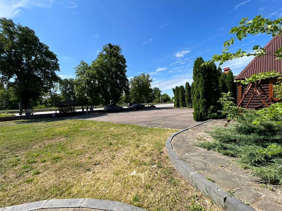 Продаж кафе,фасад траса Київ-Житомир + ділянка 75 соток